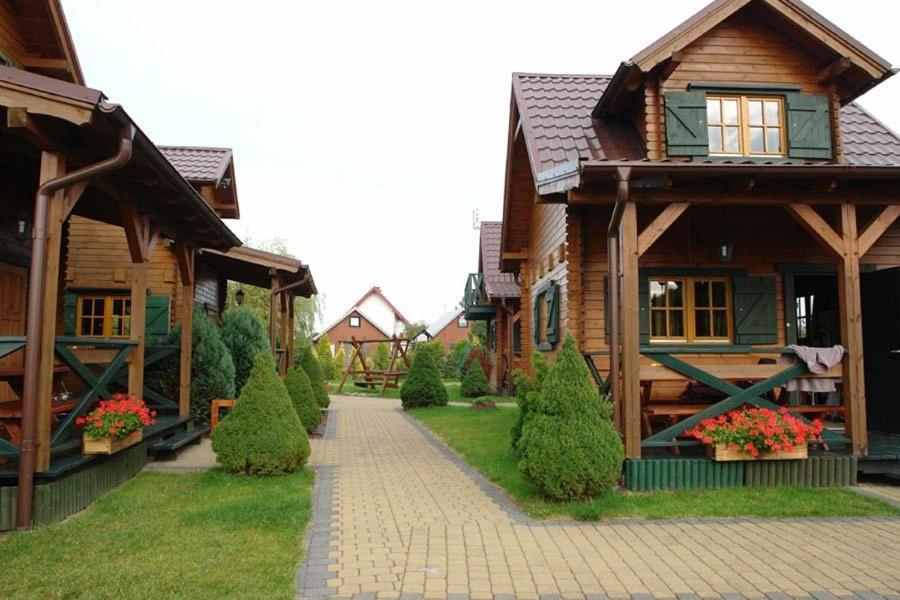 Apartamentowe Domki Drewniane Colorado Villa Karwia Exterior photo